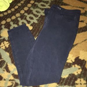 Navy American Eagle Jeans